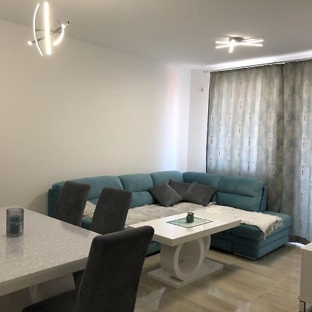 Apartman Sims Bijeljina Exterior foto