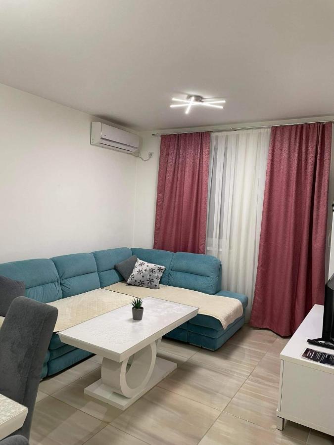 Apartman Sims Bijeljina Exterior foto